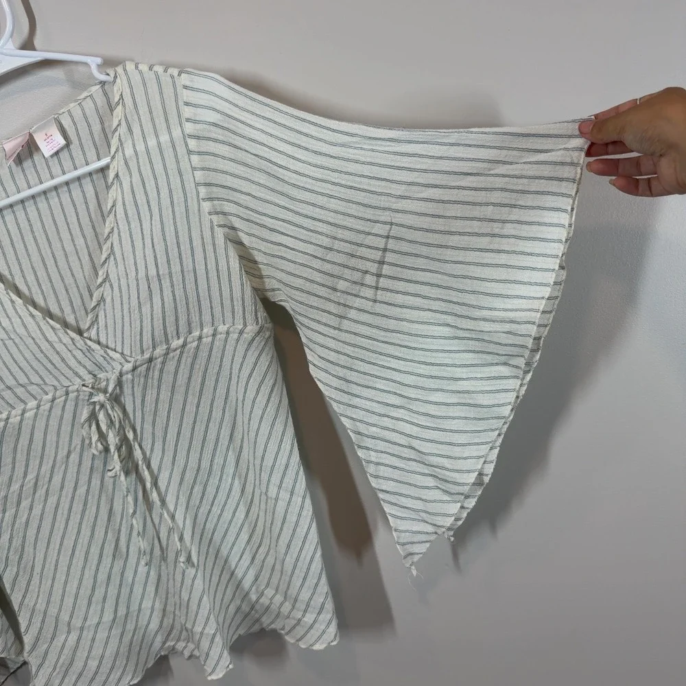Xhilaration Striped Blouse Small V-Neck Flutter Sleeve Fairycore Boho Top